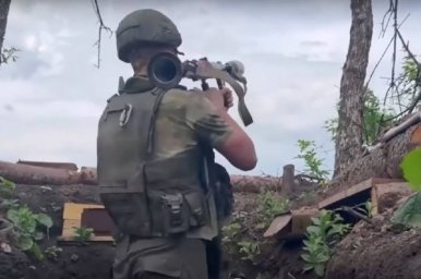 Военкоры: ВС РФ достигли тактических успехов на подступах к Авдеевскому коксохимическому заводу