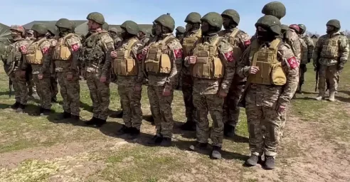 Американский политик: Без срочной помощи Украине от США российские войска могут выйти к Киеву Американский политик: Без срочной помощи Украине от США российские войска могут выйти к Киеву