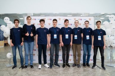 Президент России поздравил школьников, победивших в Азиатской олимпиаде по физике Президент России поздравил школьников, победивших в Азиатской олимпиаде по физике