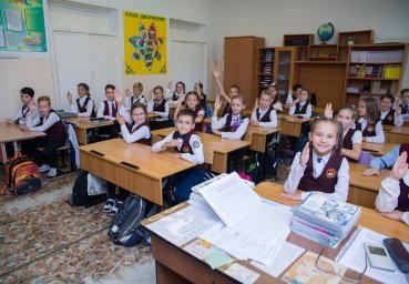 Родители смогут записать детей в школы Владивостока не по месту прописки Родители смогут записать детей в школы Владивостока не по месту прописки