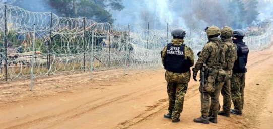 Беглый польский солдат заявил о расстрелах 240 мигрантов на польско-белорусской границе Беглый польский солдат заявил о расстрелах 240 мигрантов на польско-белорусской границе