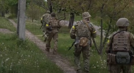 Украинские военные жалуются на то, что жители Донбасса не воспринимают их как защитников Украинские военные жалуются на то, что жители Донбасса не воспринимают их как защитников