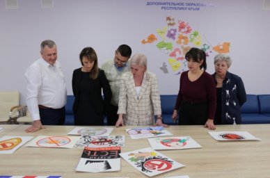 В Крыму подвели итоги конкурса детских рисунков &laquo;Я &ndash; против коррупции&raquo; и логотипов &laquo;Стоп коррупция&raquo;
