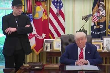 Не только из-за &laquo;напряженности&raquo; в отношениях с Маском: Трамп ищет альтернативу SpaceX для создания с