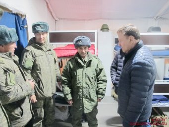 «Никто не останется без внимания»: Александр Ролик встретился с мобилизованными жителями Приморья «Никто не останется без внимания»: Александр Ролик встретился с мобилизованными жителями Приморья