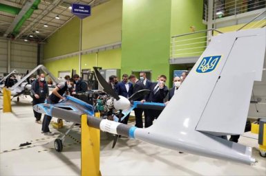 На Украине намерены запустить полный цикл производства турецких беспилотников Bayraktar TB2