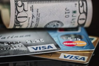 Применяя геолокацию: банки начнут пристальнее следить за своими клиентами Применяя геолокацию: банки начнут пристальнее следить за своими клиентами