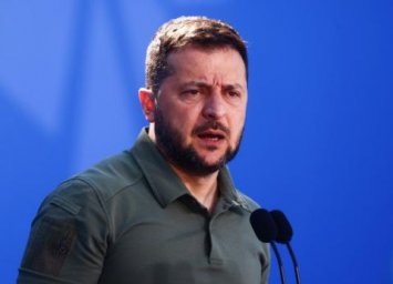 Зеленский покинул Киев из-за поражения ВСУ в Авдеевке Зеленский покинул Киев из-за поражения ВСУ в Авдеевке