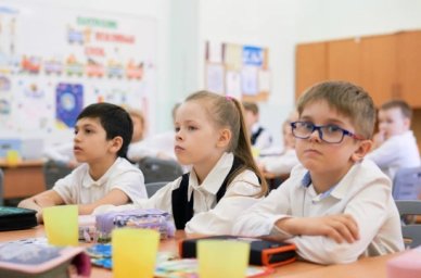 В Красноярском крае в пять раз увеличат размер выплаты на подготовку к учебному году школьников из м