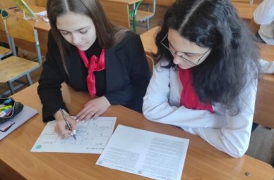Школьникам и студентам колледжей ЛНР, ДНР, Запорожской и Херсонской областей рассказали о востребова Школьникам и студентам колледжей ЛНР, ДНР, Запорожской и Херсонской областей рассказали о востребова