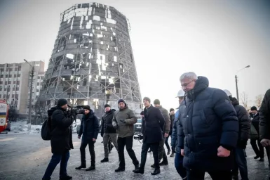 &laquo;Россия неспособна выиграть войну&raquo; - походивший по руинам ТЭЦ глава МИД Украины