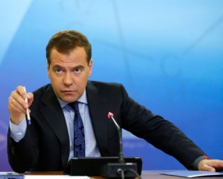 Россия предъявит Западу убытки от санкций – Медведев Россия предъявит Западу убытки от санкций – Медведев