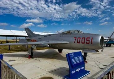 Китай сосредоточил у Тайваня беспилотники на базе истребителя Shenyang J-6 Китай сосредоточил у Тайваня беспилотники на базе истребителя Shenyang J-6