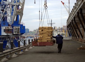 Моряки и портовики продолжают гибнуть и травмироваться в Приморье