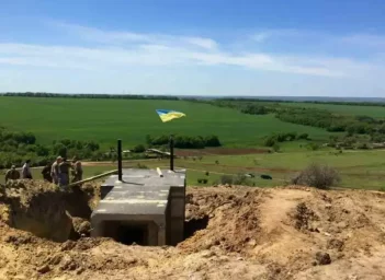 Украинский депутат: ВС РФ смогут создать в Харьковской области санитарную зону на глубину в нескольк