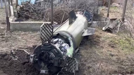 Российские средства ПВО перехватили три тактические ракеты «Точка-У» при попытке атаки острова Змеин Российские средства ПВО перехватили три тактические ракеты «Точка-У» при попытке атаки острова Змеин