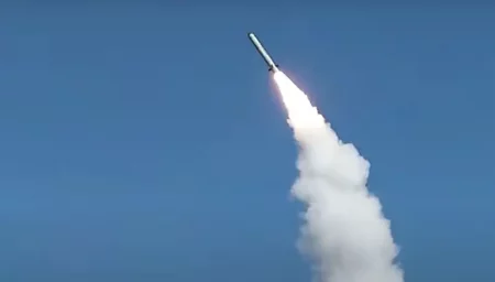 Минобороны России подтвердило нанесение ракетного удара по объекту в районе порта Одессы Минобороны России подтвердило нанесение ракетного удара по объекту в районе порта Одессы