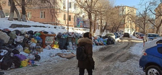 Мусор разгребают во Владивостоке Мусор разгребают во Владивостоке