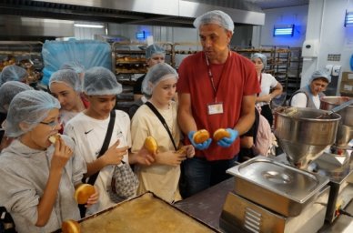 Волгоградские школьники смогут посетить 20 ведущих предприятий региона Волгоградские школьники смогут посетить 20 ведущих предприятий региона