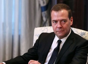 Медведев посоветовал сделать сеппуку тем японцам, кто тоскует по Курилам Медведев посоветовал сделать сеппуку тем японцам, кто тоскует по Курилам