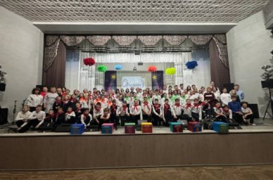В Хабаровском крае впервые прошла церемония посвящения детей с ОВЗ в ряды «Орлят России» В Хабаровском крае впервые прошла церемония посвящения детей с ОВЗ в ряды «Орлят России»