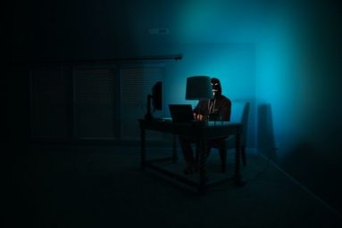 Фейковые приложения воруют деньги россиян Фейковые приложения воруют деньги россиян