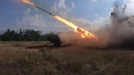 Союзные силы ВС РФ и НМ ДНР начали штурм населенного пункта Пески, входящего в Авдеевский укрепрайон