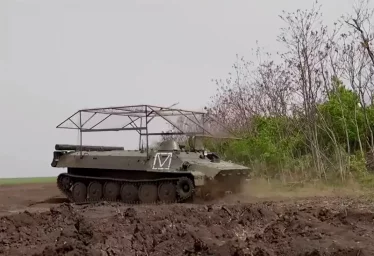 Российские войска взяли под контроль до половины территории села Старомайорское на бывшем Времьевско