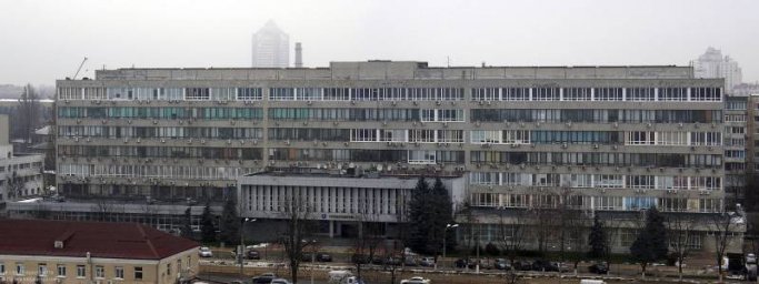 Министр обороны Украины уволил руководителей крупнейших компаний страны из сферы торговли оружием Министр обороны Украины уволил руководителей крупнейших компаний страны из сферы торговли оружием