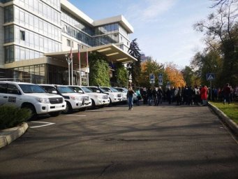 Миссия ОБСЕ в Донецке приостановила свою работу из «соображений безопасности» Миссия ОБСЕ в Донецке приостановила свою работу из «соображений безопасности»
