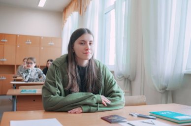 Одиннадцатиклассники из воссоединенных регионов имеют право сдавать ЕГЭ по желанию Одиннадцатиклассники из воссоединенных регионов имеют право сдавать ЕГЭ по желанию
