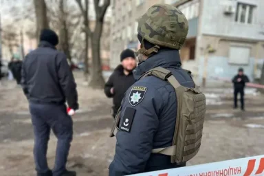 В Днепропетровске неизвестные подорвали принадлежащий военкомам автомобиль В Днепропетровске неизвестные подорвали принадлежащий военкомам автомобиль