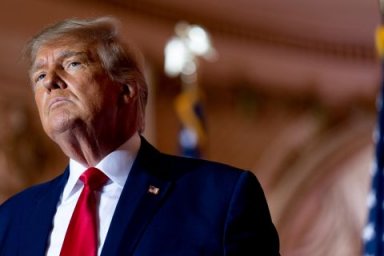 Трамп объяснил перенос саммита в Будапеште нежеланием России останавливать СВО Трамп объяснил перенос саммита в Будапеште нежеланием России останавливать СВО