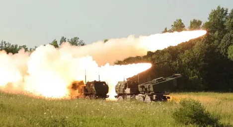 «Необходимо поточное производство»: США поручили разработку дешёвых боеприпасов для РСЗО HIMARS «Необходимо поточное производство»: США поручили разработку дешёвых боеприпасов для РСЗО HIMARS