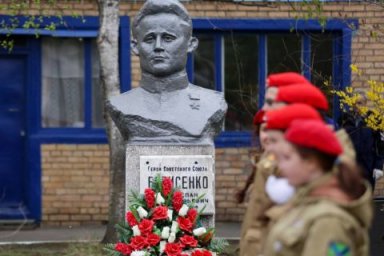 Когда грохочут трамваи: о подвигах Степана Борисенко и трамвайного депо Когда грохочут трамваи: о подвигах Степана Борисенко и трамвайного депо