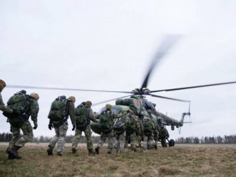 Президент Белоруссии: К середине 2024 года армия страны будет иметь все необходимое для современной Президент Белоруссии: К середине 2024 года армия страны будет иметь все необходимое для современной