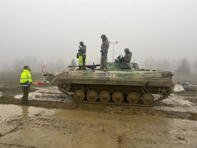 Чешские военные инструкторы завершили обучение первой группы украинских военнослужащих