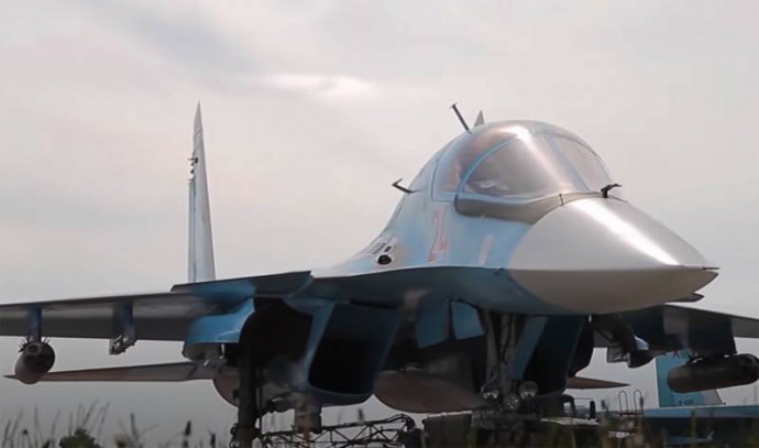 Авиация ВКС РФ пресекла попытку боевиков перегруппироваться и атаковать авиабазу Шейх Сулейман в сир