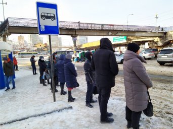 Водители Владивостока бастуют из-за невыплаты зарплат Водители Владивостока бастуют из-за невыплаты зарплат