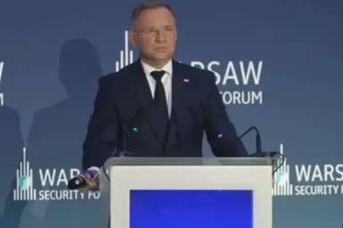Дуда призвал страны НАТО дать больше оружия Украине и разрешить удары по России, чтобы сберечь жизни