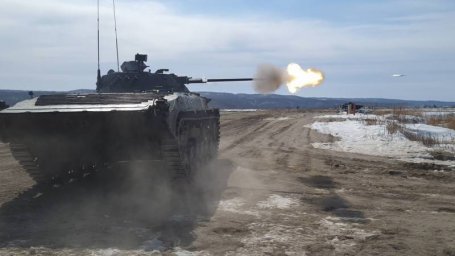 Появилось видео штурма позиций ВСУ российскими морпехами под Угледаром Появилось видео штурма позиций ВСУ российскими морпехами под Угледаром