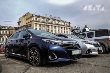 Подержанные иномарки продолжают дешеветь в России Подержанные иномарки продолжают дешеветь в России
