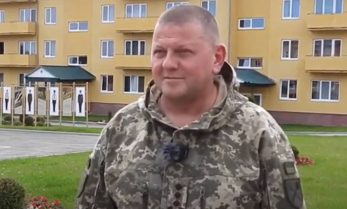 Главком ВСУ: Российские войска на Донбассе атакуют на 9 направлениях