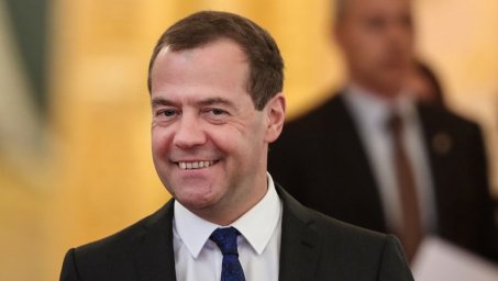 Российские учёные предложили способ борьбы с бедностью в стиле Медведева Российские учёные предложили способ борьбы с бедностью в стиле Медведева
