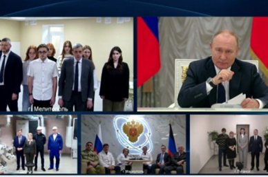 Владимир Путин по видеосвязи принял участие в церемонии открытия общежития Мелитопольского многопроф Владимир Путин по видеосвязи принял участие в церемонии открытия общежития Мелитопольского многопроф