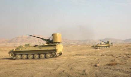 Азербайджанские войска проводят учения с применением трофейной военной техники Азербайджанские войска проводят учения с применением трофейной военной техники