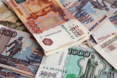 Ударит ли обвал рубля по депозитам, рассказал экономист