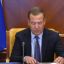 Медведев назвал количество подписавших контракты с Минобороны с начала года