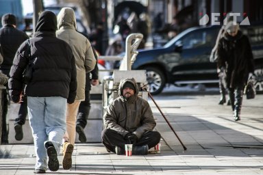 Пенсии вернут некоторым работающим пенсионерам Пенсии вернут некоторым работающим пенсионерам