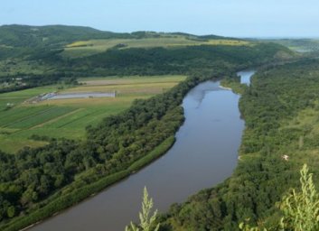 Вода поднимается в реках Приморья Вода поднимается в реках Приморья